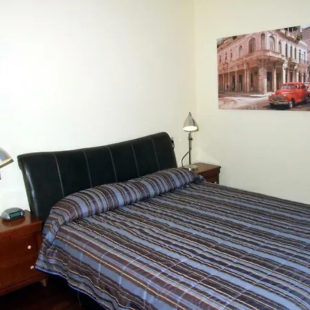 Vivienda En Frente Al Mar *