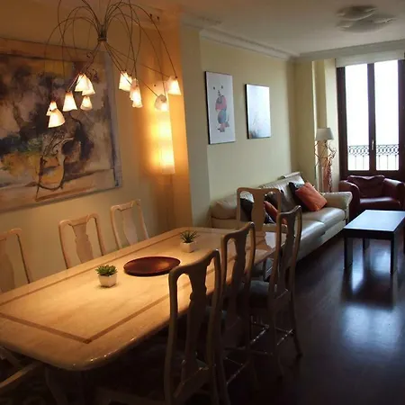 Vivienda En Frente Al Mar בית נופש